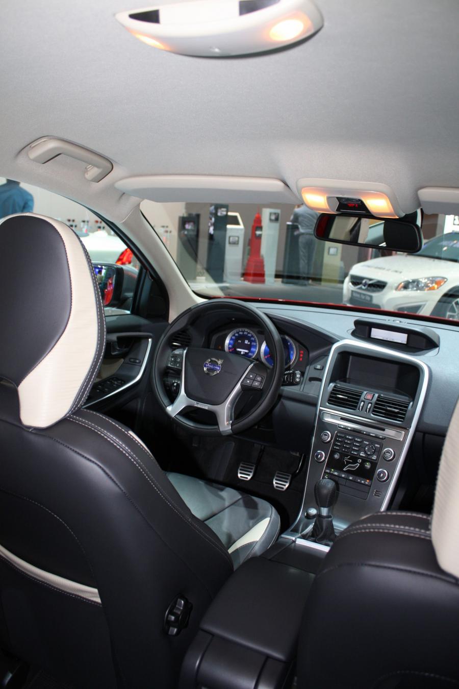  Volvo XC60 2008 года  (фото 92 из 210)